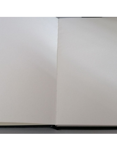 Jurnal schite A4 Mont Marte MSB0046, 100 pagini, 150g/mp