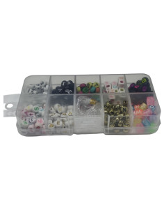 Accesorii creatie - margele litere, zambareti plastic, diverse culori, cutie forma dreptunghiulara, Cnx