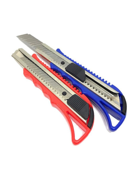Cutter CNX XF-1883, lama 18mm, profesional