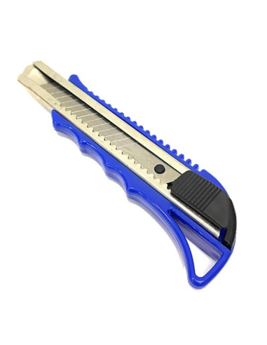 Cutter CNX XF-1883, lama 18mm, profesional