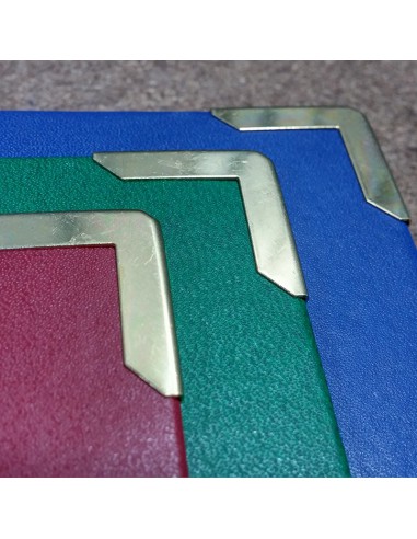 C155 Montare set 4 coltari auri pentru coperti carton invelite cu hartie pentru arhiva si coperta invelita cu imitatie piele 
